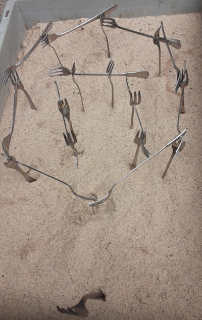 Name:  ForkHenge2.png
Views: 1028
Size:  416.7 KB