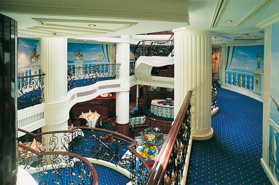 Name:  0000Royal_Clipper_Lobby.jpg
Views: 747
Size:  170.1 KB