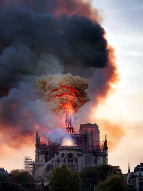 Name:  notredame1.jpg
Views: 378
Size:  33.0 KB