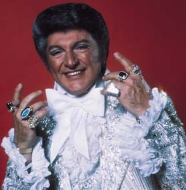 Name:  liberace.jpg
Views: 226
Size:  49.2 KB