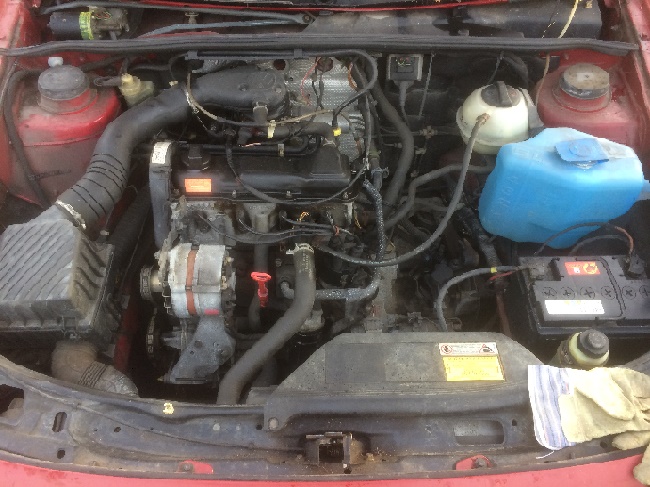 Name:  Under the bonnet (Hood!).jpg
Views: 190
Size:  151.2 KB