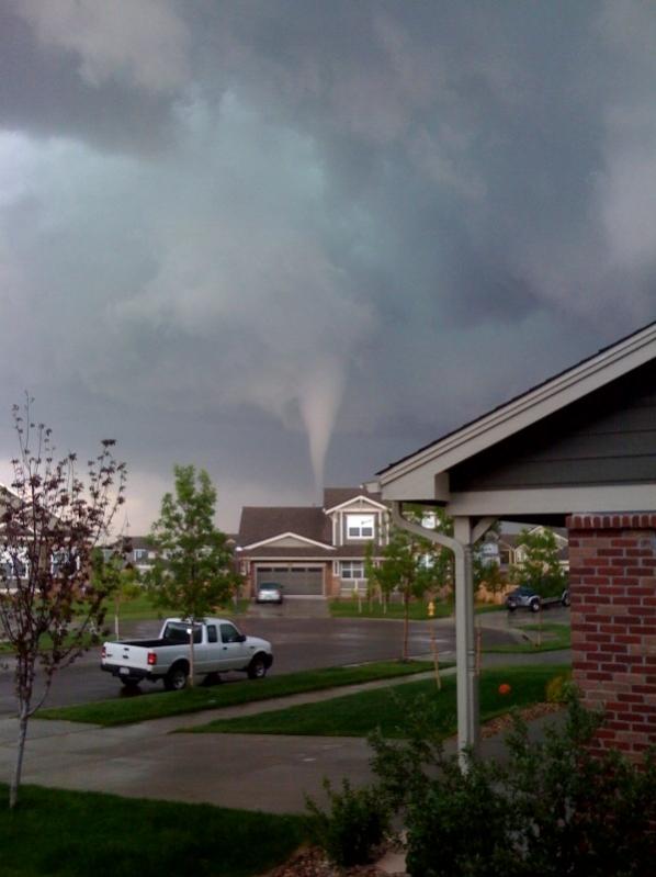 Name:  Tornado 060609.jpg
Views: 225
Size:  46.0 KB