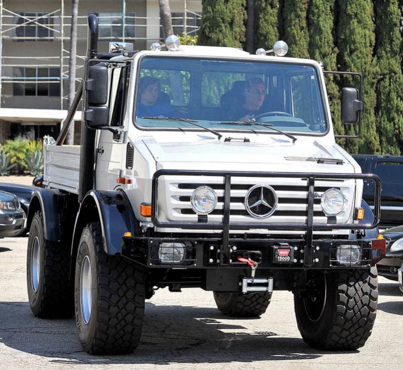 Name:  arnoldschwarzeneggerunimog.jpg
Views: 670
Size:  113.3 KB